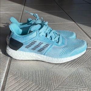 Adidas women’s ultraboost ST Parley